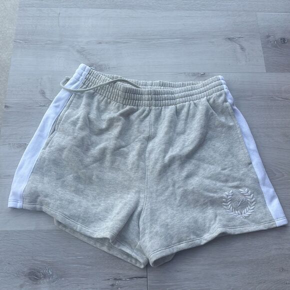 PINK Victoria's Secret Light Gray Athletic Shorts - Picture 7 of 7